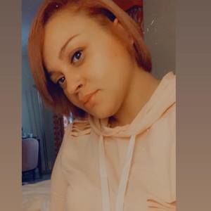 Meet your Posher, Vanessa